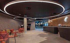 Holiday Inn London Heathrow - Bath Road By Ihg
